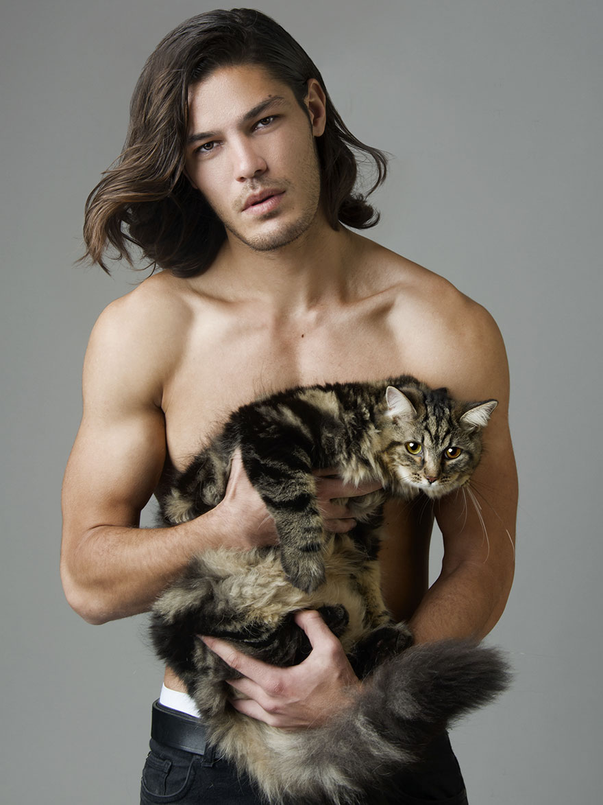Ημίγυμvουs άντρες και γάτες τι άλλο να ζητήσει μια γυναίκα - Εικόνα 13