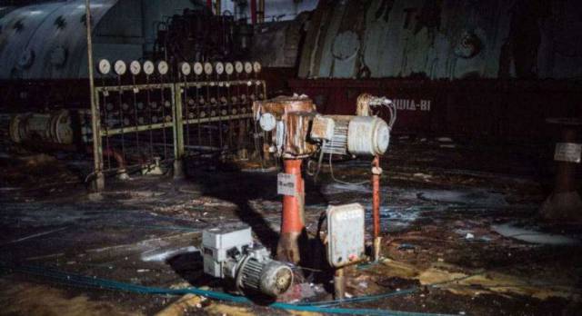 Μέσα στο πυρηνικό σταθμό του Τσερνομπίλ - Εικόνα 11