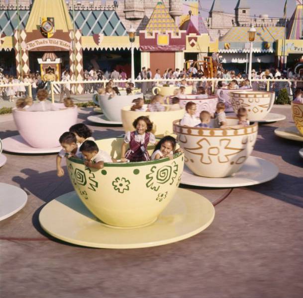 Σαγηνευτικές φωτογραφίες από την ημέρα έναρξης της Disneyland - Εικόνα 5