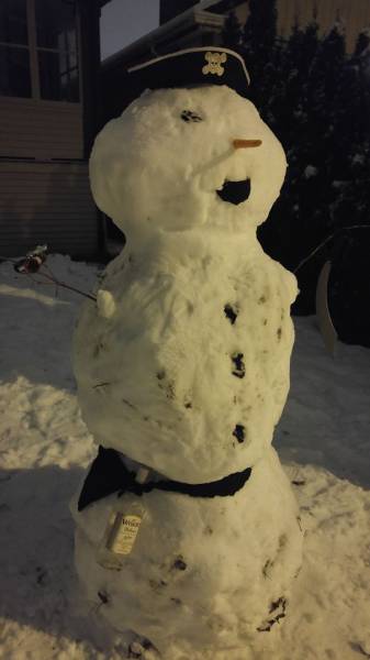 Ακόμη και ένας χιονάνθρωπος μπορεί να γίνει έργο τέχνης - Εικόνα 2