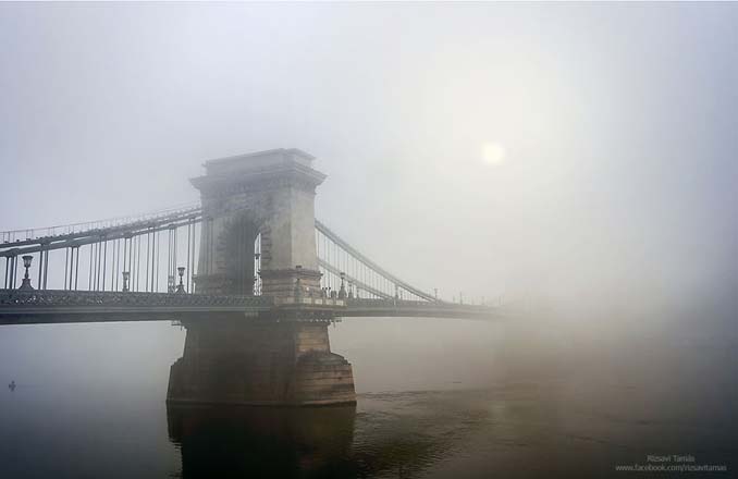 Η Ατμοσφαιρική Βουδαπέστη Αναδύεται Μέσα από την Ομίχλη - Εικόνα 9