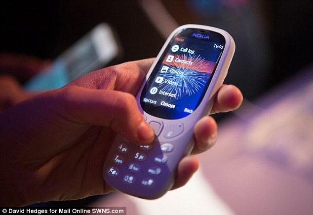 Δείτε πως είναι το ΝΕΟ Nokia 3310 που θα κυκλοφορήσει - Εικόνα 4