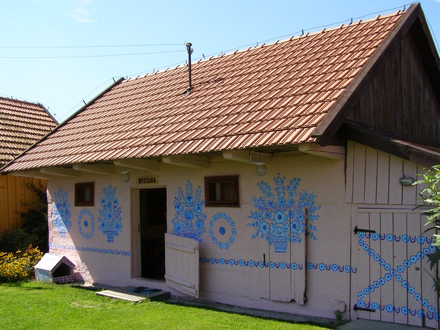 Στην Πολωνία υπάρχει ένα χωριουδάκι που ΤΑ ΠΑΝΤΑ καλύπτονται με ζωγραφιές! - Εικόνα 19