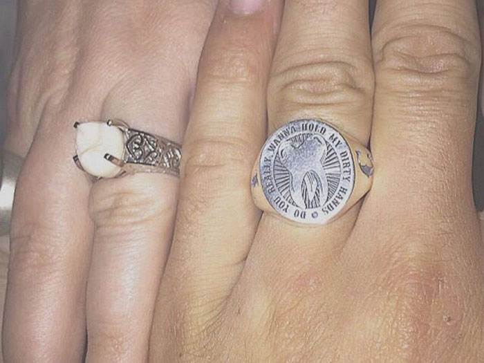 Απίστευτο με τι δαχτυλίδι της έκανε πρόταση γάμου! - Εικόνα 6
