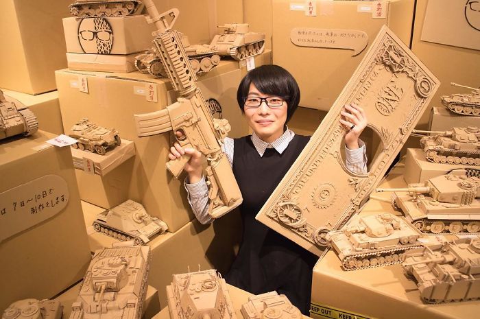 Ιάπωνας μετατρέπει χαρτόκουτα σε λεπτομερείς υπερπαραγωγές - Εικόνα 13