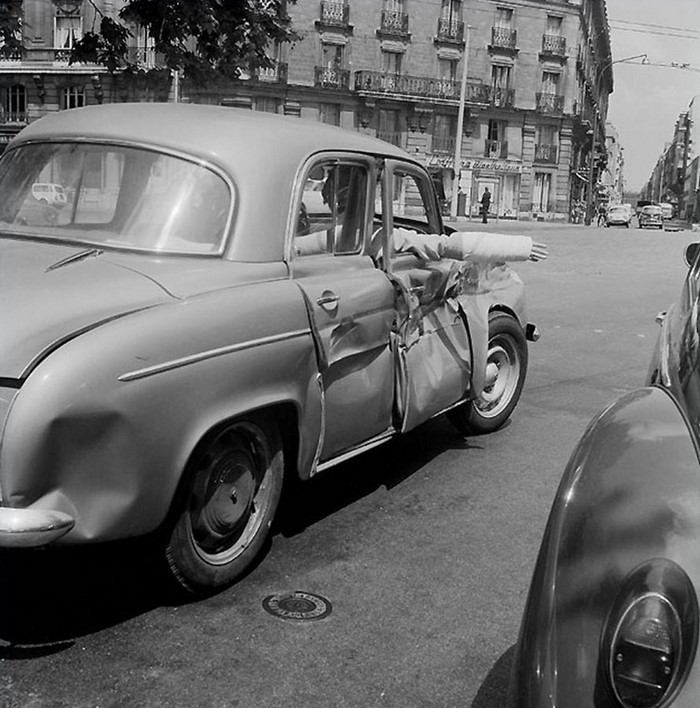 40 χιουμοριστικές φωτογραφίες από τους δρόμους της Γαλλίας του 1950 και 1960 - Εικόνα 32