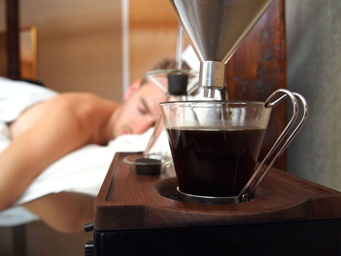 Αυτό το ξυπνητήρι σας ξυπνάει και ταυτόχρονα φτιάχνει και καφέ - Εικόνα 5