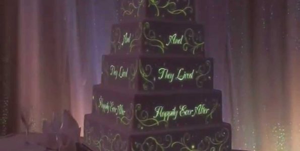 Μια γαμήλια τούρτα Disney για τον πιο ονειρεμένο γάμο!