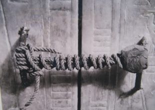 Τι σφραγίζει το σχοινί; Το πολύτιμο «μυστικό» έμεινε κρυφό για 3.245 χρόνια. Όταν αποκαλύφθηκε προκάλεσε παγκόσμιο θαυμασμό και σενάρια τρόμου
