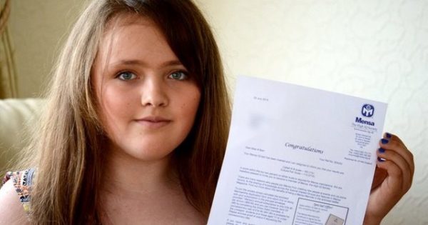 13χρονη Ρομά που ζει στη Βρετανία έχει υψηλότερο IQ από τον Χόκινγκ και τον Αϊνστάιν