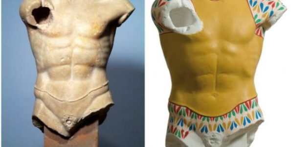 Για όσους δεν το γνωρίζουν τα αρχαία Ελληνικά αγάλματα ήταν καλυμμένα με έντονα χρώματα