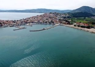 Ερμιόνη: Η πανέμορφη πόλη-νησί που κάποιοι αποκαλούν «Μονακό της Ελλάδας» και κάποιοι «Ελληνική Ριβιέρα»