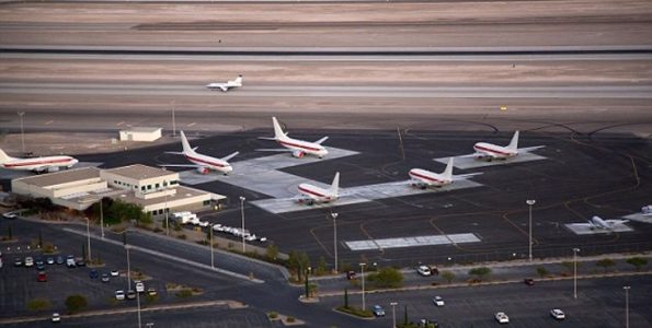 Τα «άγνωστα» αεροσκάφη που προσγειώνονται στη μυστηριώδη Area 51 της Νεβάδα