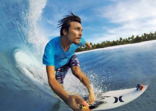 Ένα "δροσερό" βίντεο για όσους τους αρέσει το surfing