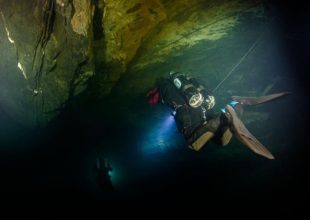 Υποβρύχιο σπήλαιο με βάθος 404 μέτρων ανακαλύφθηκε στην Τσεχία