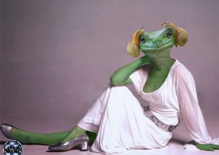 Ο βάτραχος που μοιάζει με την Πριγκίπισσα Leia πυροδότησε μια μάχη με Photoshop και τα αποτελέσματα είναι ξεκαρδιστικά!