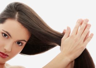 3 λόγοι που δεν πρέπει να κοιμάσαι με βρεγμένα μαλλιά- ΠΟΤΕ