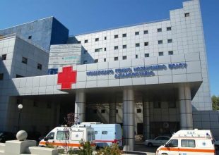 Ανώνυμος ευεργέτης προσέφερε 5 καρδιογράφους στην Καρδιολογική Κλινική του νοσοκομείου Βόλου