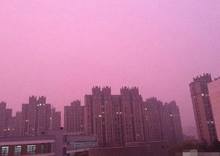 Ο ουρανός βάφτηκε ροζ σε πόλη της Κίνας!