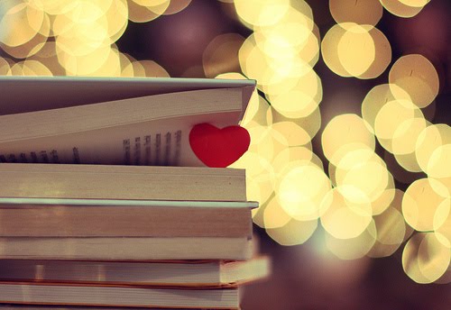 7 Βιβλία που θα σε κάνουν Καλύτερο Άνθρωπο τη Νέα Χρονιά