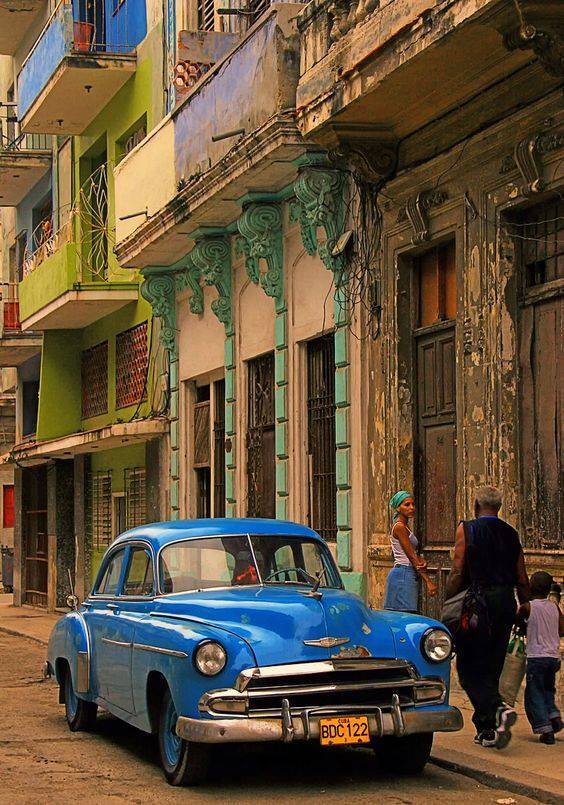 Ευτυχώς που μπορούμε κι έτσι να ταξιδέψουμε στην Κούβα