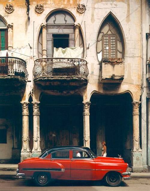 Ευτυχώς που μπορούμε κι έτσι να ταξιδέψουμε στην Κούβα