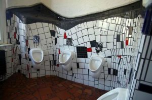 25 Πολύ Παράξενες τουαλέτες ανά τον κόσμο!