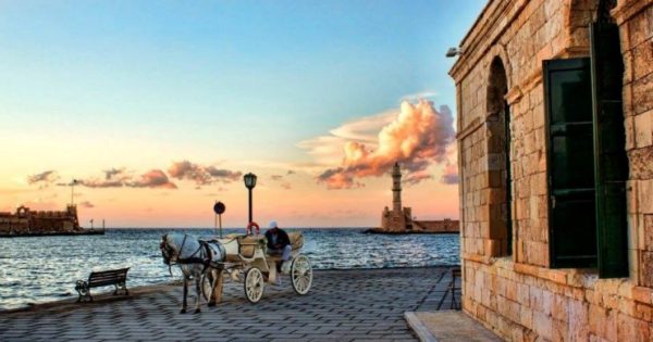 Η «Βενετία της Ανατολής»: Η ελληνική πόλη που θεωρείται μία από τις ομορφότερες της Μεσογείου. Όχι άδικα!